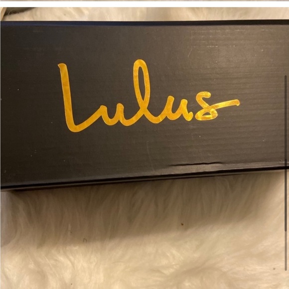 NIB Lulu’s Size 9 Time to Chill Patent Slide Sandals Nude - Picture 4 of 4